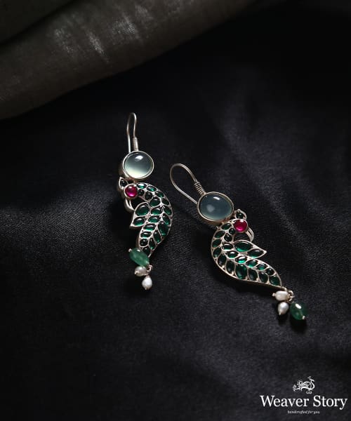 Daksha_Handcrafted_Earrings_In_Oxidised_Pure_Silver_WeaverStory_01