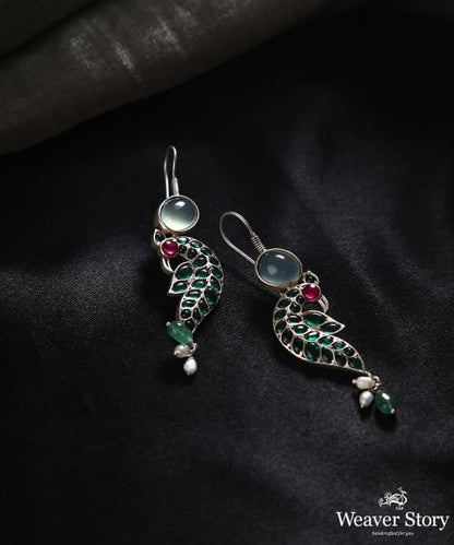 Daksha_Handcrafted_Earrings_In_Oxidised_Pure_Silver_WeaverStory_01