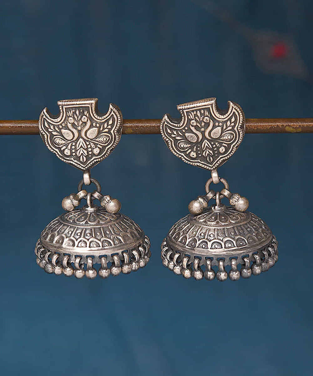 Shumaila_Handcrafted_Oxidised_Pure_Silver_Jhumkas_WeaverStory_01