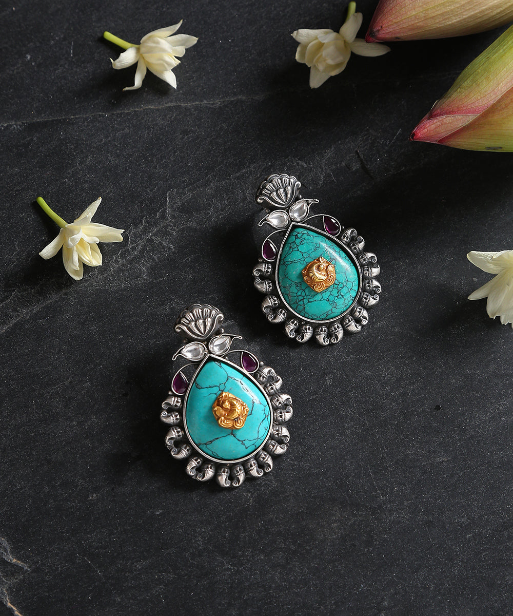 Pure_Silver_Earrings_With_Pear_Shaped_Turquoise_WeaverStory_01