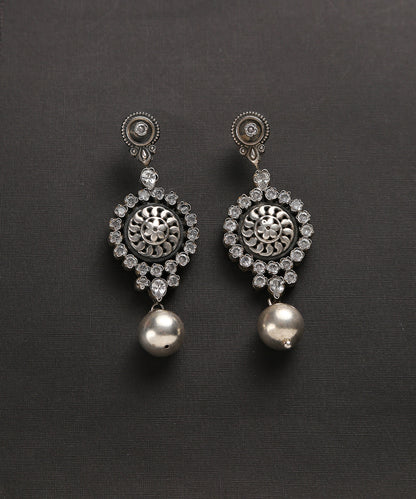 Pure_Silver_Oxidised_Earrings_With_Crystals_WeaverStory_02