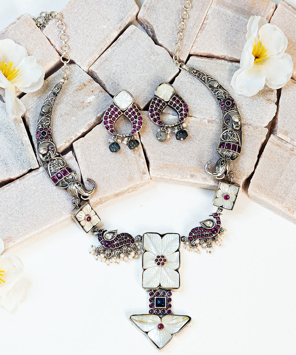 Shana_Handcrafted_Oxidised_Pure_Silver_Necklace_Set_With_Stones_And_Pearls_WeaverStory_01