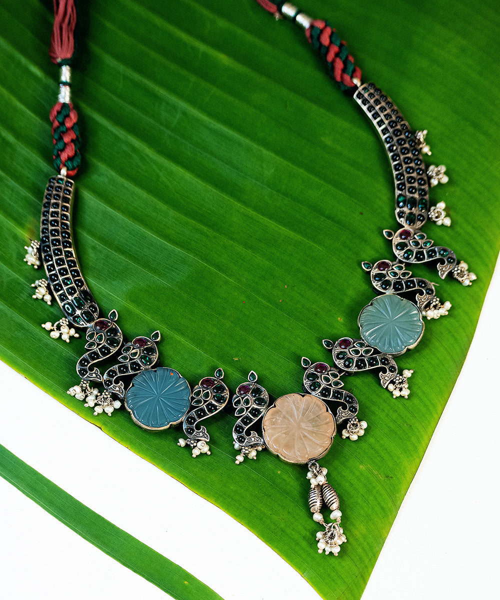 Kinaaz_Handcrafted_Oxidised_Pure_Silver_Necklace_With_Quartz_And_Kempstones_WeaverStory_01