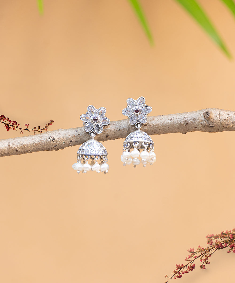 Zafiya_Handcrafted_Oxidised_Pure_Silver_Earrings_With_Pearls_WeaverStory_01