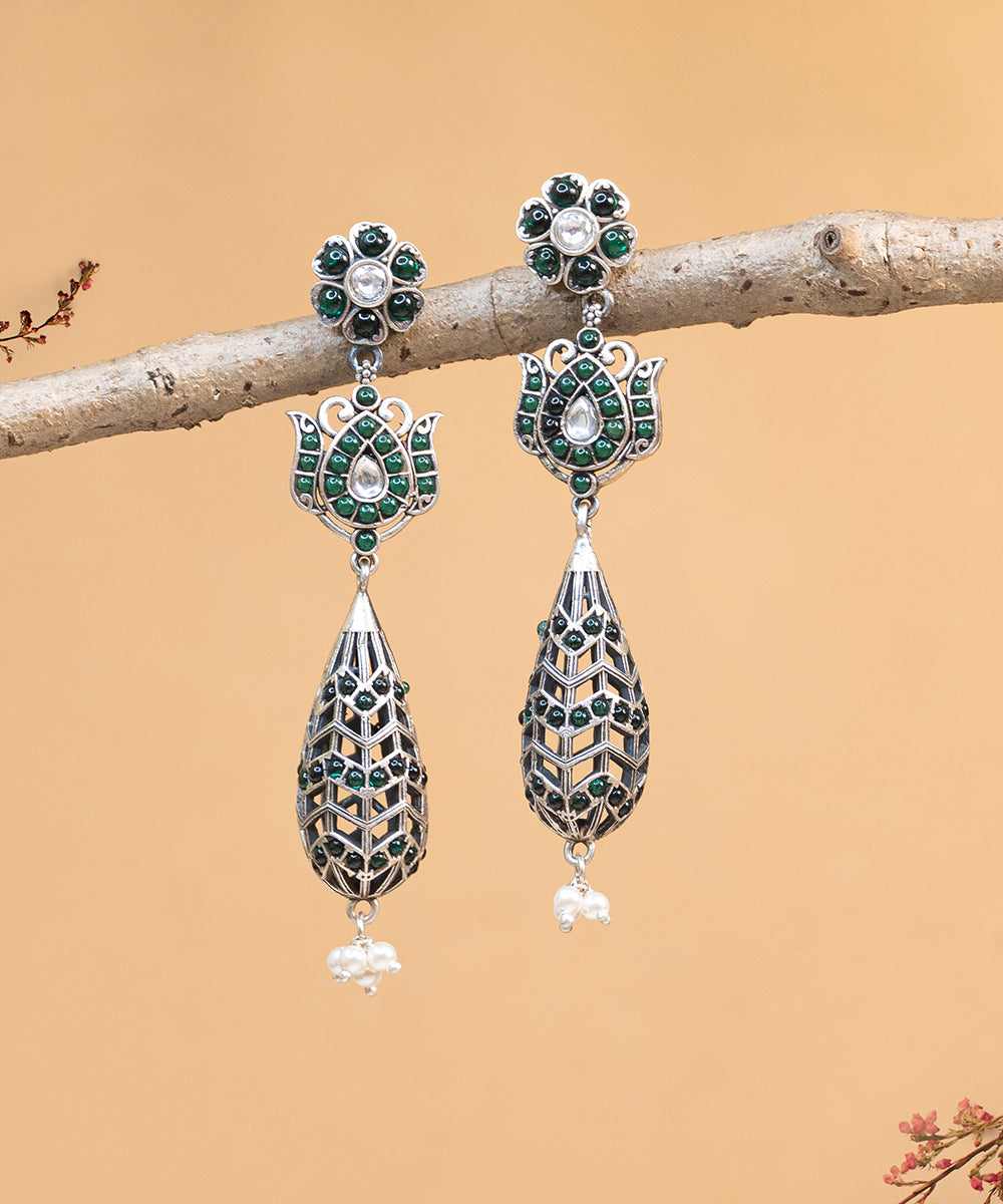 Hanadi_Handcrafted_Oxidised_Pure_Silver_Earrings_With_Pearls_And_Stones_WeaverStory_02
