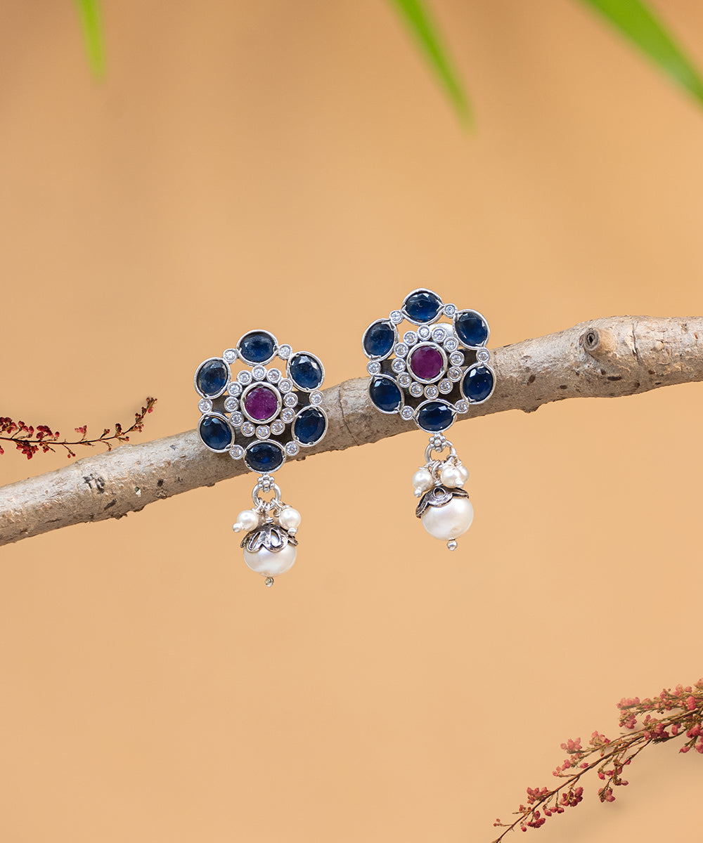 Afiyah_Handcrafted_Oxidised_Pure_Silver_Earrings_With_Pearls_And_Stones_WeaverStory_01