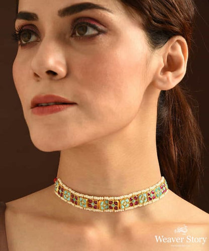 Alishbah_Handcrafted_Oxidised_Pure_Silver_Choker_With_Multicolour_Kundan_WeaverStory_01