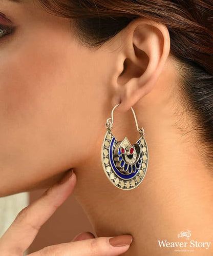 Hira_Handcrafted_OxidisedMulticolor_Pure_Silver_Earrings_With_Blue_Kundan_WeaverStory_01