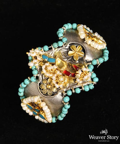 Inara_Handcrafted_Oxidised_Pure_Silver_Bangle_With_Turquoise_Kundan_WeaverStory_02