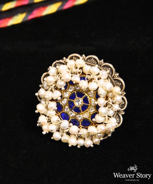 Zainab_Handcrafted_Oxidised_Pure_Silver_Ring_With_Blue_Kundan_And_Pearls_WeaverStory_02