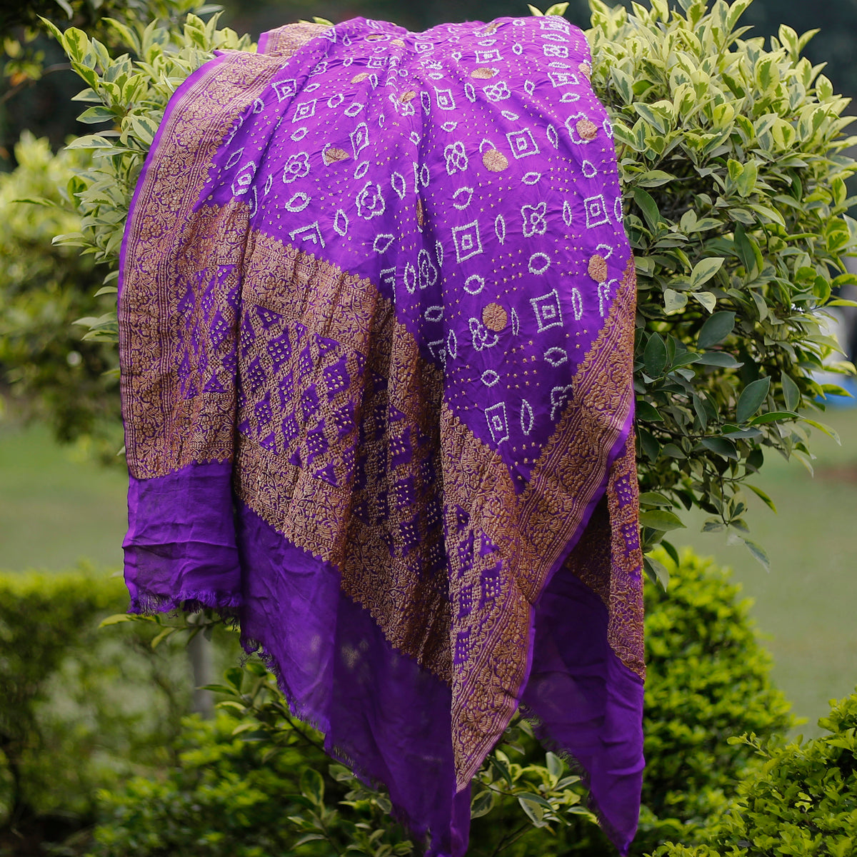 Handwoven_Banarasi_Bandhej_Dupatta_in_purple_with_kadhwa_booti_WeaverStory_01