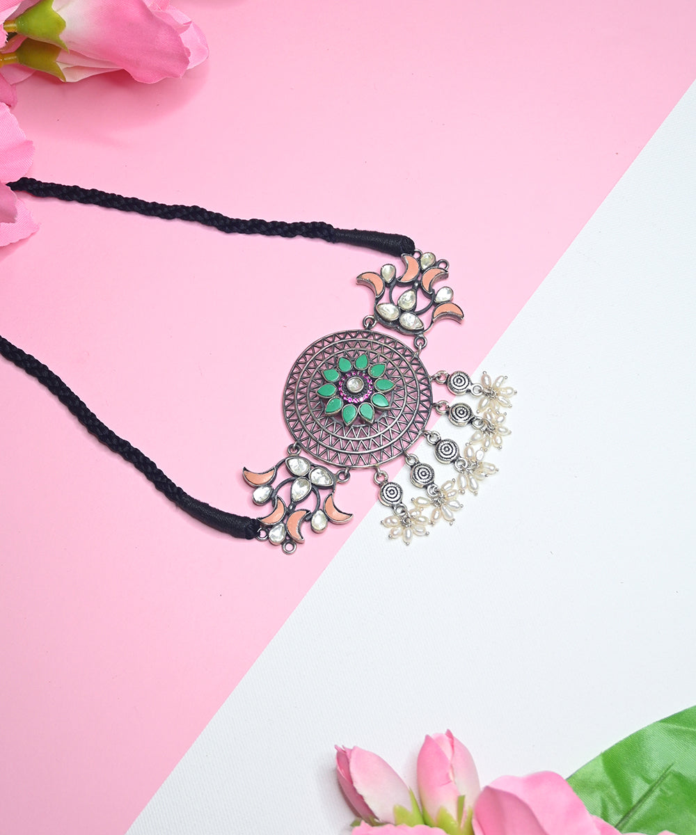 Dua_Oxidised_Choker_With_Kundan_Handcrafted_In_Pure_Silver_WeaverStory_01