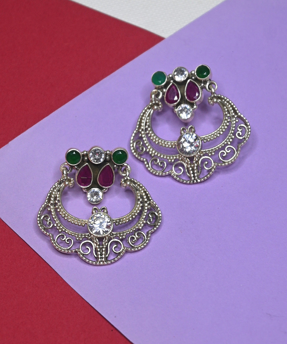 Zehra_Handcrafted_Oxidised_Pure_Silver_Earrings_With_Green_Onyx_And_Ruby_WeaverStory_02
