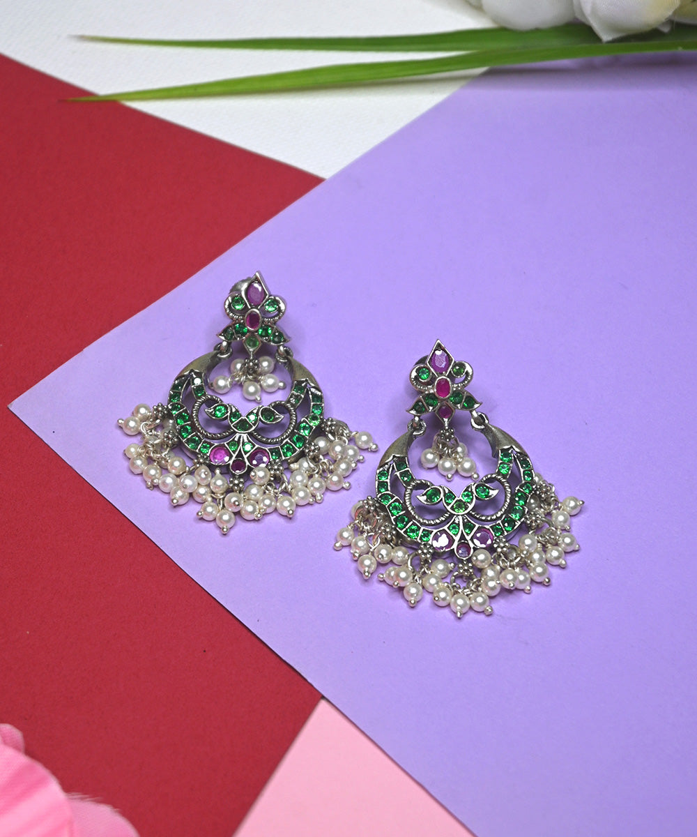 Yusra_Handcrafted_Oxidised_Pure_Silver_Earrings_With_Kempstones_And_Pearls_WeaverStory_01