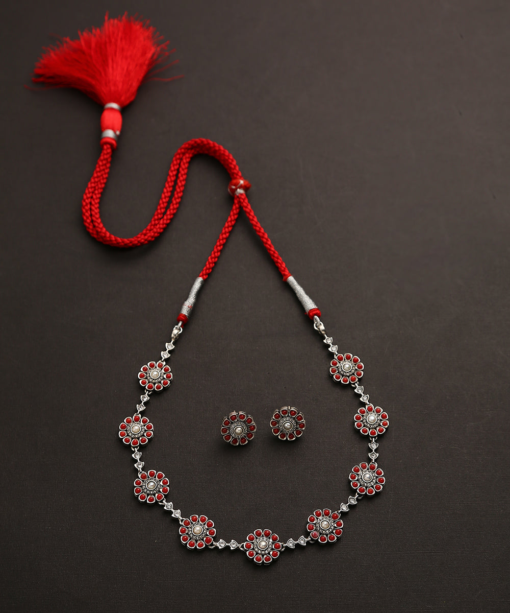Anamya_Handcrafted_Oxidised_Pure_Silver_Necklace_Set_With_Red_Beads_WeaverStory_02