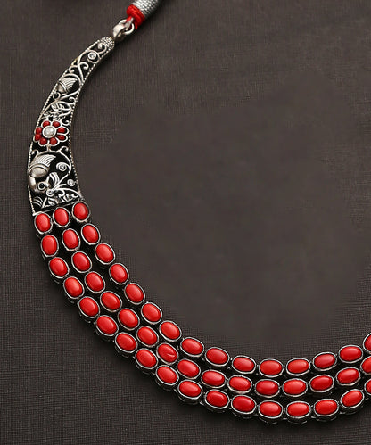 Bhaumi_Handcrafted_Bold_Red_Oxidised_Pure_Silver_Teen_Ladi_Necklace_WeaverStory_03