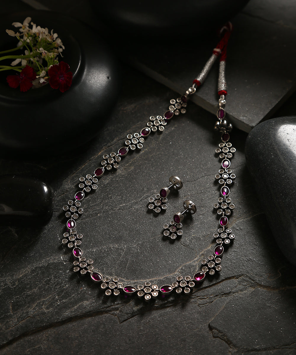 Jaisvi_Handcrafted_Oxidised_Pure_Silver_Necklace_Set_WeaverStory_01