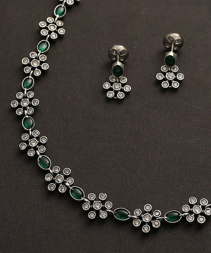 Jiya_Handcrafted_Oxidised_Pure_Silver_Green_Necklace_Set_WeaverStory_03
