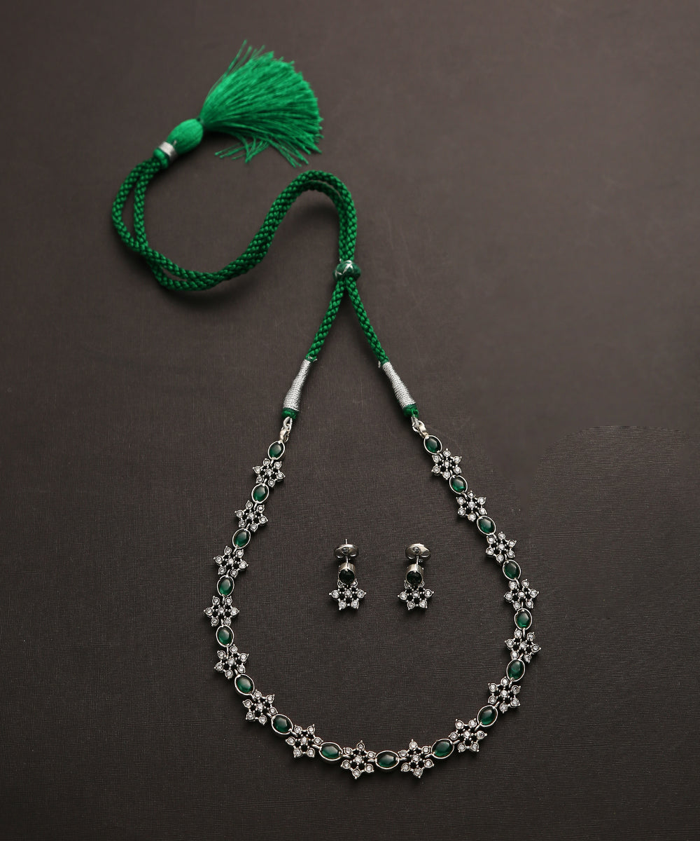Sharanya_Handcrafted_Oxidised_Pure_Silver_Green_Necklace_Set_WeaverStory_02