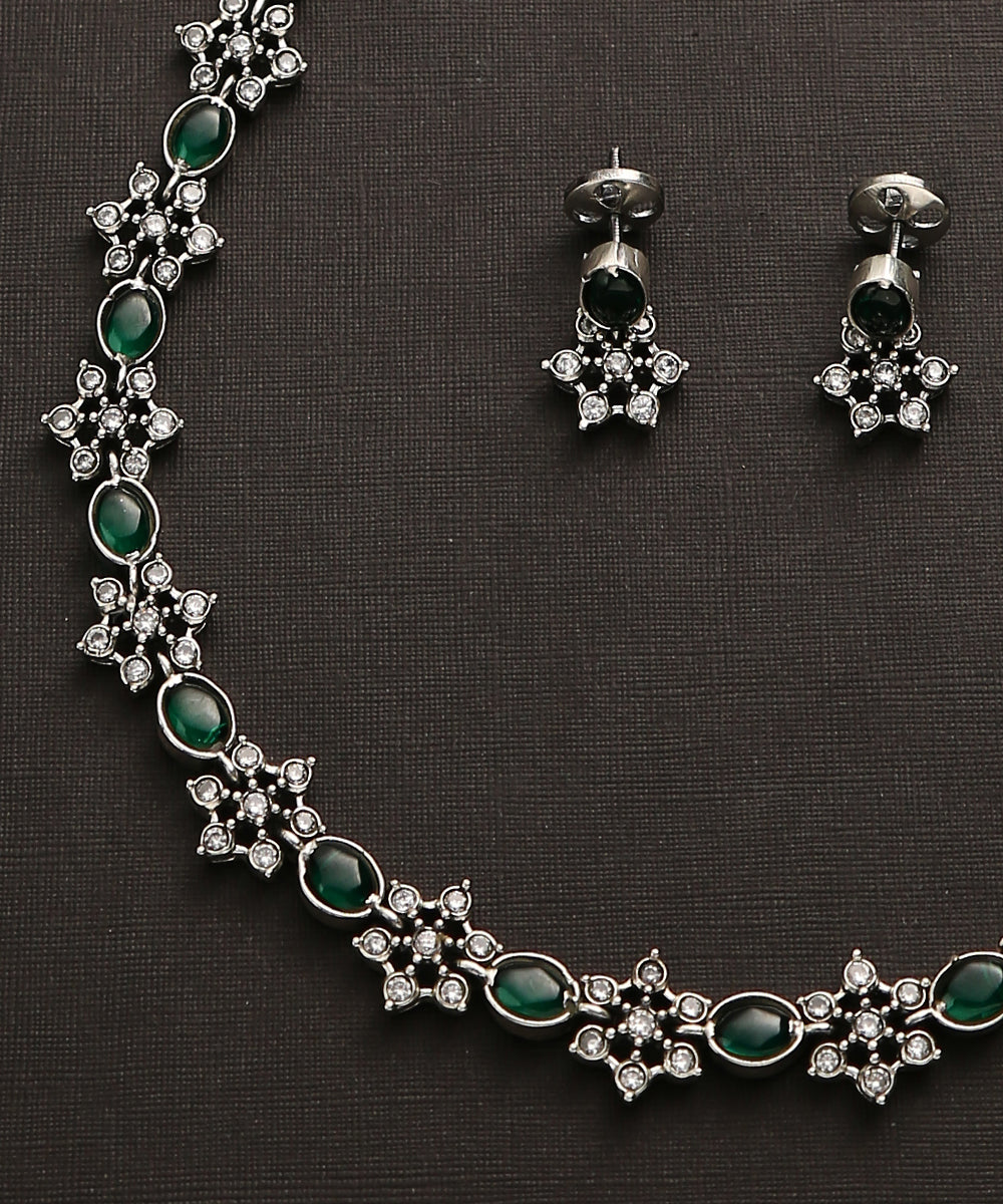 Sharanya_Handcrafted_Oxidised_Pure_Silver_Green_Necklace_Set_WeaverStory_03
