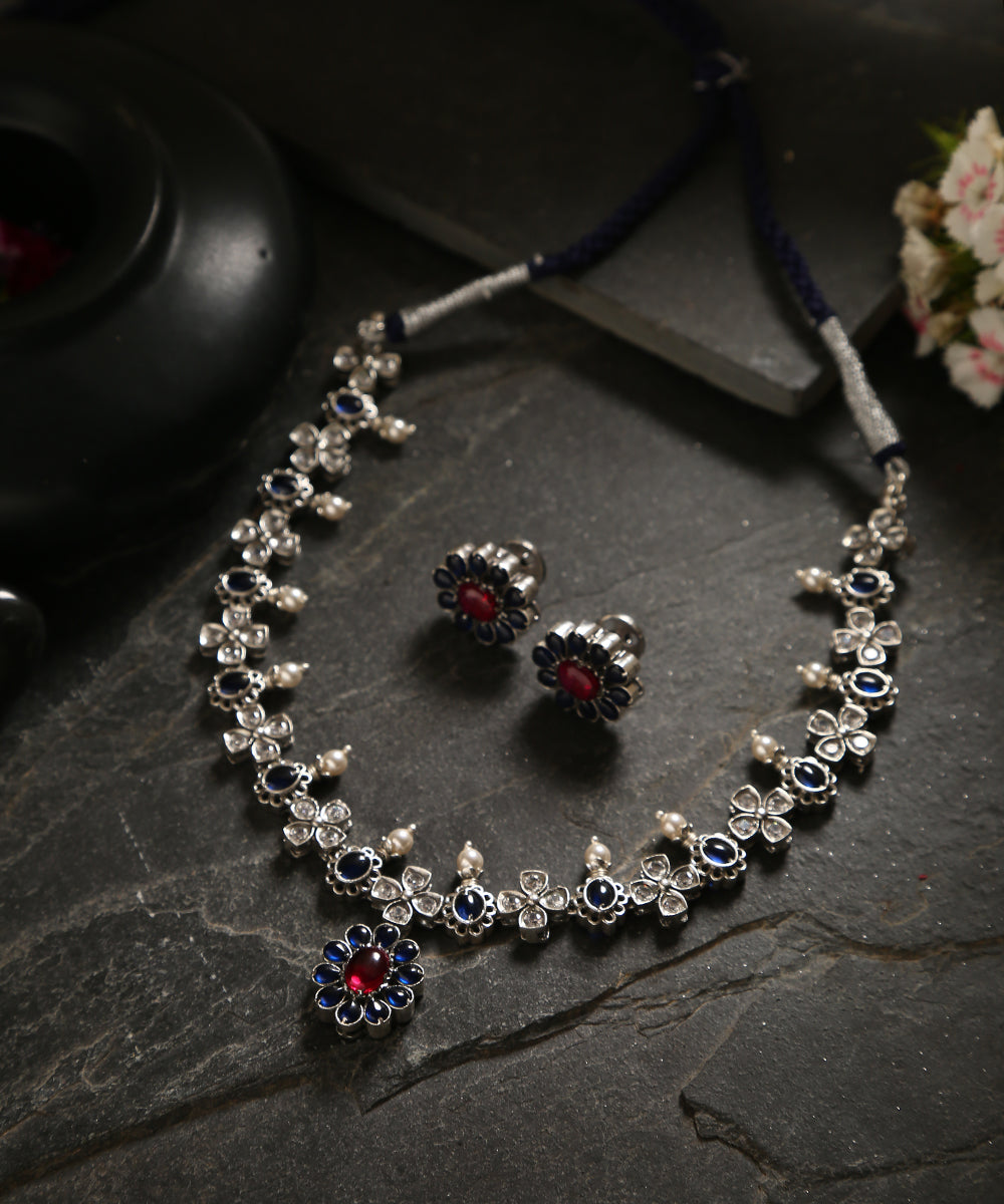 Chakrapaani_Handcrafted_Oxidised_Pure_Silver_Blue_Necklace_Set_WeaverStory_01