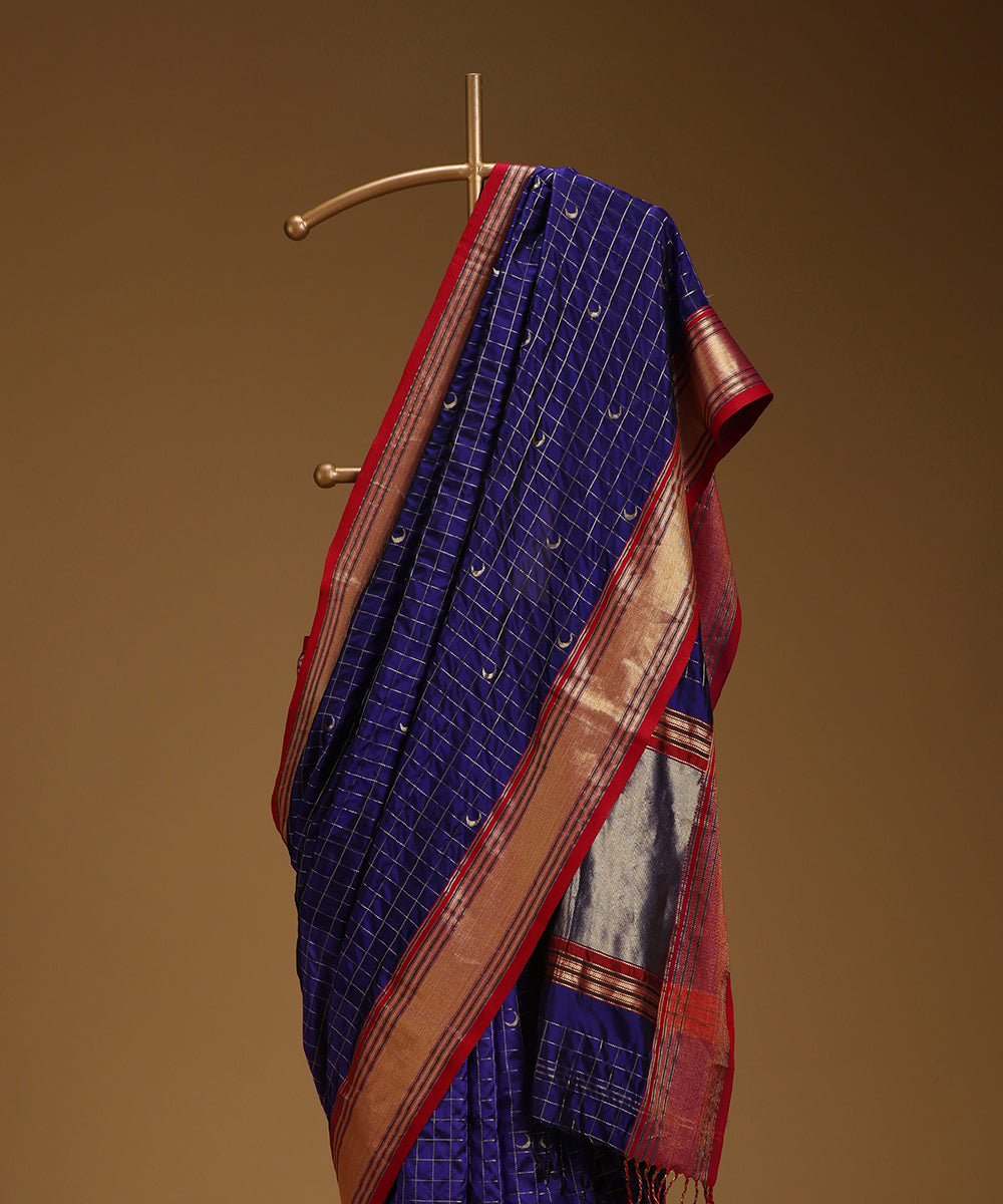 Purple_Pure_Mulberry_Silk_Saree_With_Zari_Checks_And_Chandrakala_Booti_And_Pink_Border_WeaverStory_02