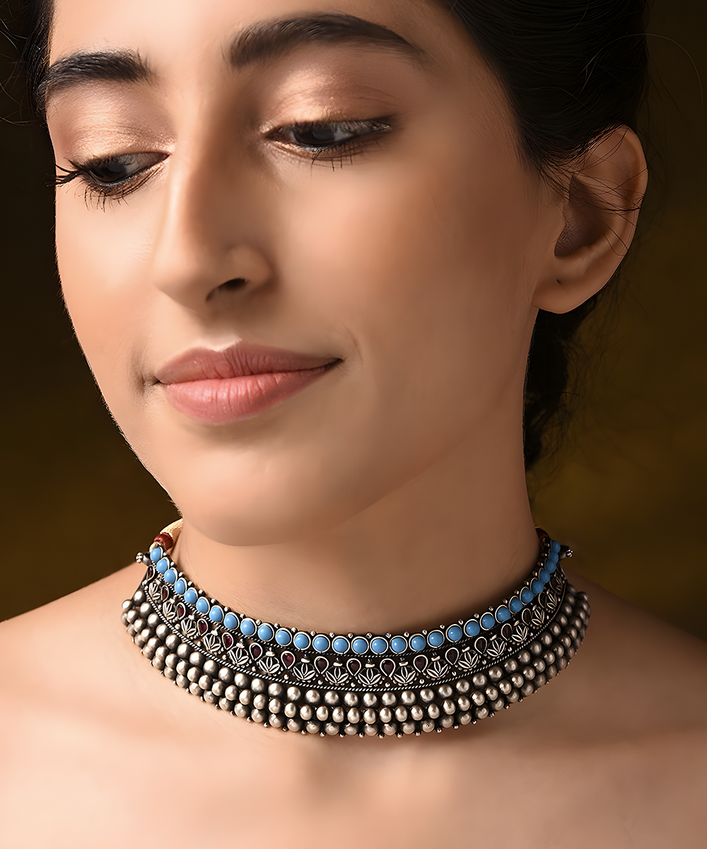 Cheshtha_Blue_Handcrafted_Pure_Silver_Tribal_Choker_Necklace_WeaverStory_01