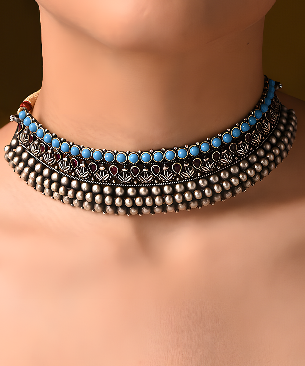 Cheshtha_Blue_Handcrafted_Pure_Silver_Tribal_Choker_Necklace_WeaverStory_02