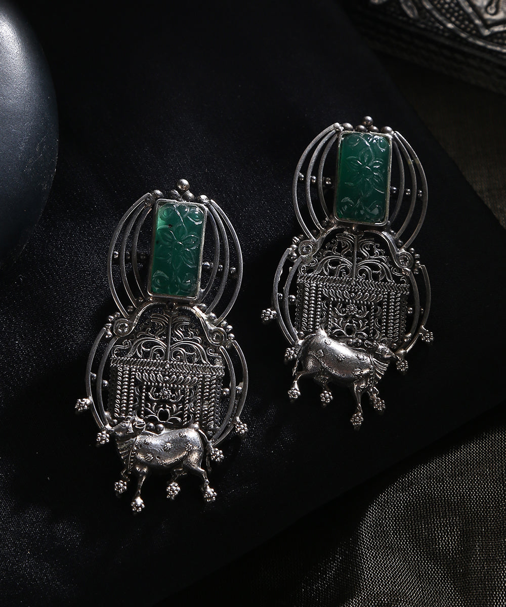 Shatha_Handcrafted_Big_Temple_Oxidised_Pure_Silver_Earrings_WeaverStory_01