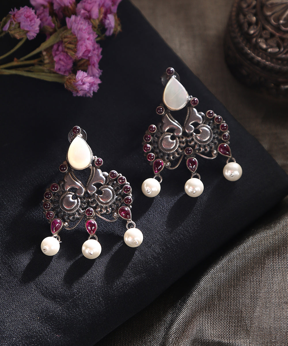 Zaviya_Handcrafted_Oxidised_Pure_Silver_Earrings_With_Pearls_WeaverStory_01