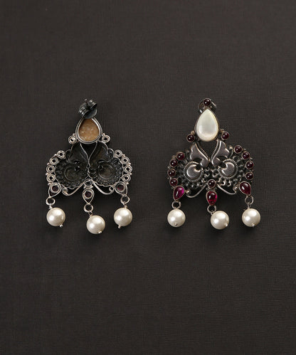 Zaviya_Handcrafted_Oxidised_Pure_Silver_Earrings_With_Pearls_WeaverStory_03