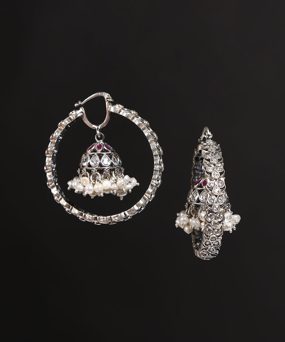 Safoora_Red_Oxidised_Pure_Silver_Earrings_With_Kundan_WeaverStory_02