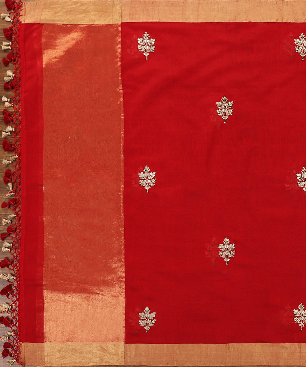 Red_Handloom_Unstitched_Unstitched_Kurta_Fabric_With_Dupatta_With_Embroidery_Of_Gota_Patti_And_Zardozi_WeaverStory_03