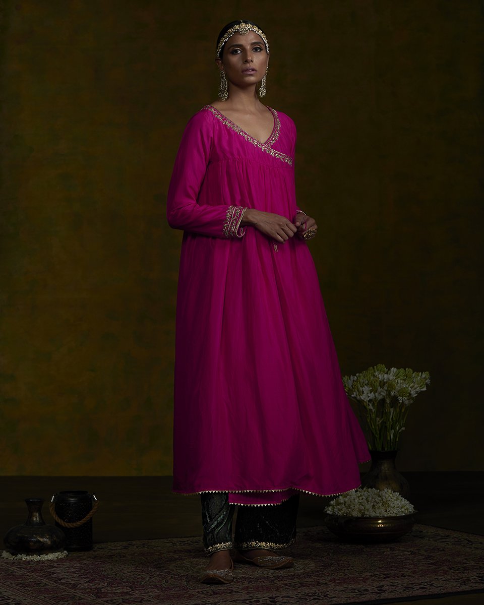 Pink_pure_mulbery_silk_zardozi_work_angrakha_with_green_velvet_farshi_and_organza_dupatta_WeaverStory_03