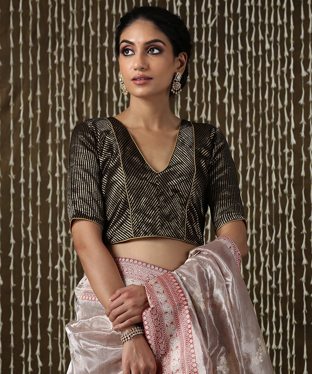 Black_Striped_Panelled_Blouse_with_V-Neckline_WeaverStory_01