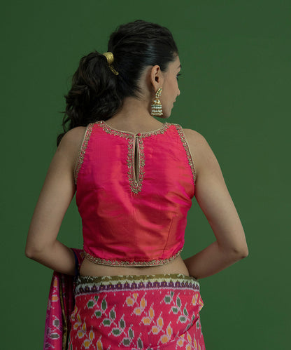 Hot_Pink_Halter_Neck_Pure_Silk_Blouse_with_Thin_Border_Hand_Embroidery_WeaverStory_04