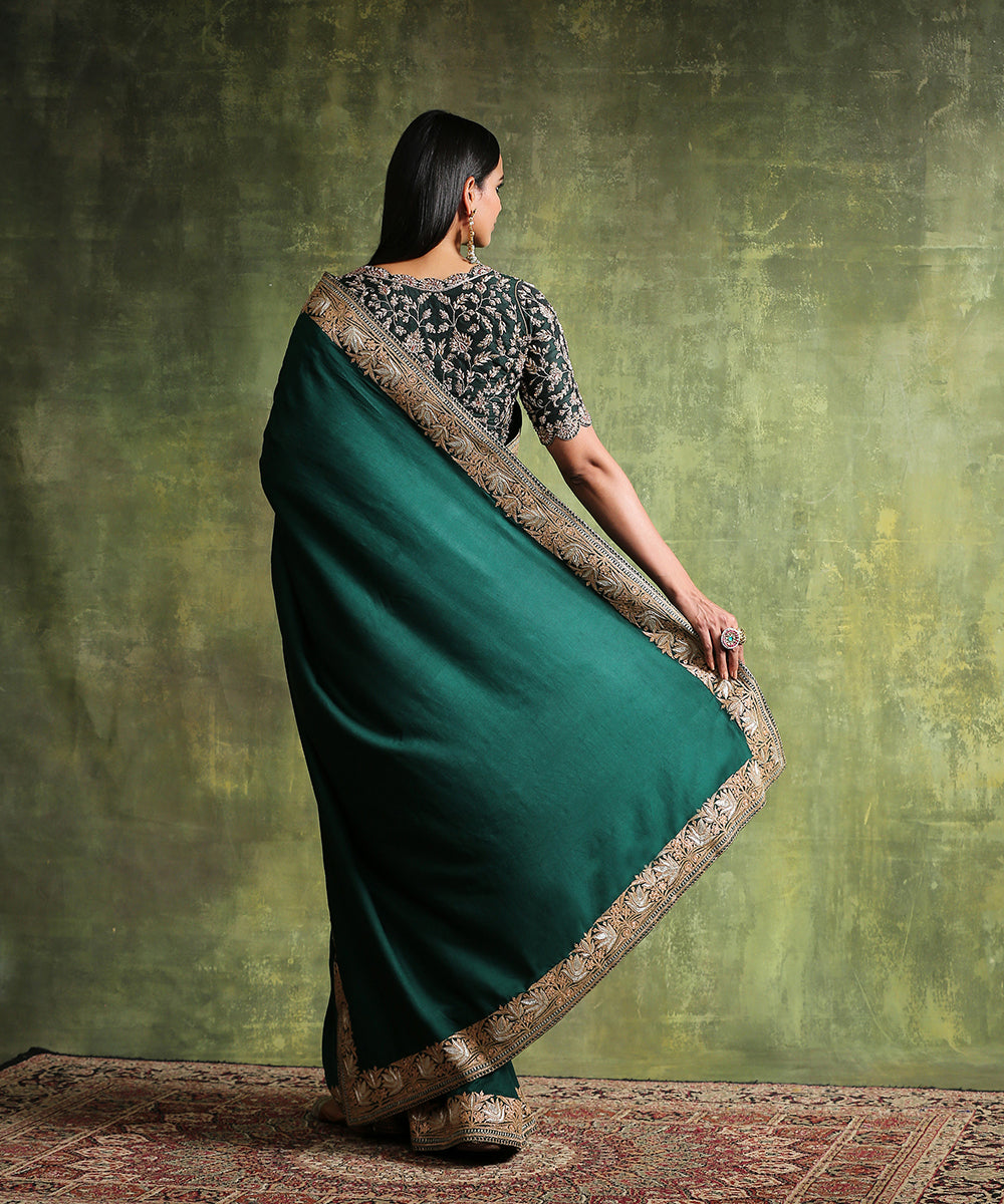 Green_Handloom_Moonga_Silk_Saree_With_Kashmiri_Tilla_Hand_Embroidery_WeaverStory_03