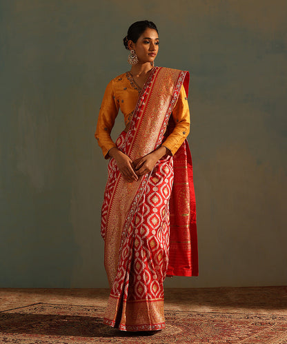 Handloom_Red_Pure_Silk_Banarasi_Saree_With_Zadozi_Embroidery_WeaverStory_01