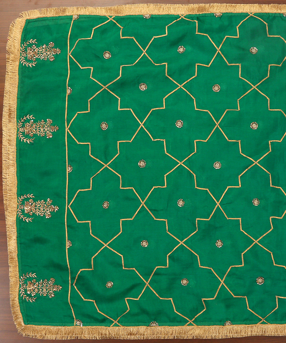 Verdian_Green_Handloom_Organza_Dupatta_With_Hand_Embroidered_Gota_And_Zardozi_Work_With_Kiran__WeaverStory_02