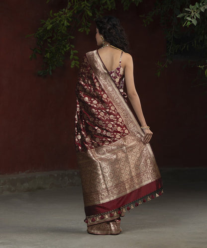 Maroon_Handloom_Katan_Silk_Cutwork_Banarasi_Saree_with_Jangla_Design_WeaverStory_03