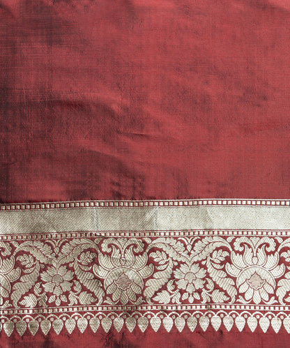 Maroon_Handloom_Katan_Silk_Cutwork_Banarasi_Saree_with_Jangla_Design_WeaverStory_05