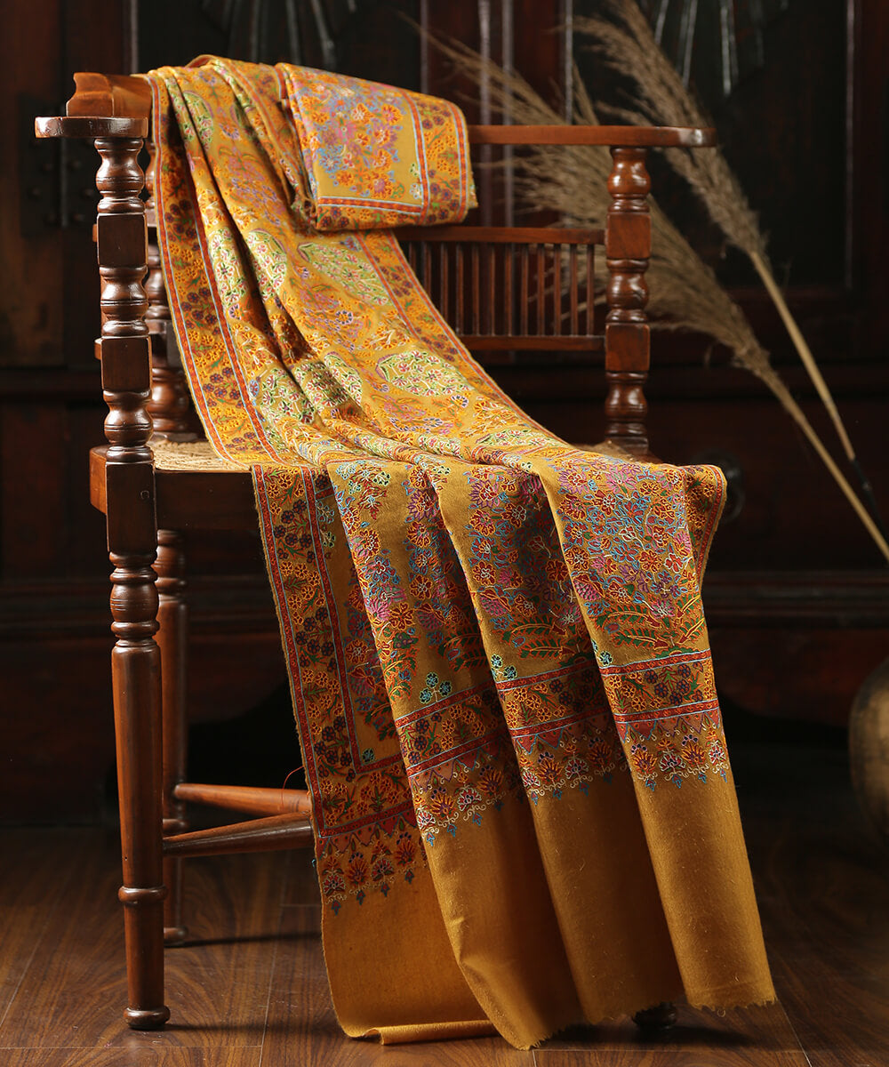 Mustard_Color_Shawl_with_Intricate_Floral_Design_and_Mughal_Motifs_on_Pallu_WeaverStory_01