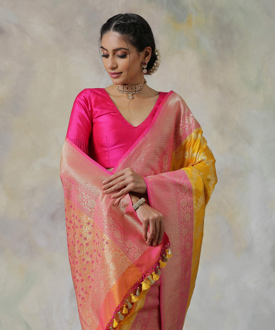 Mustard_Handloom_Banarasi_Katan_Silk_Saree_with_Floral_Jaal_and_Pink_Border_WeaverStory_01