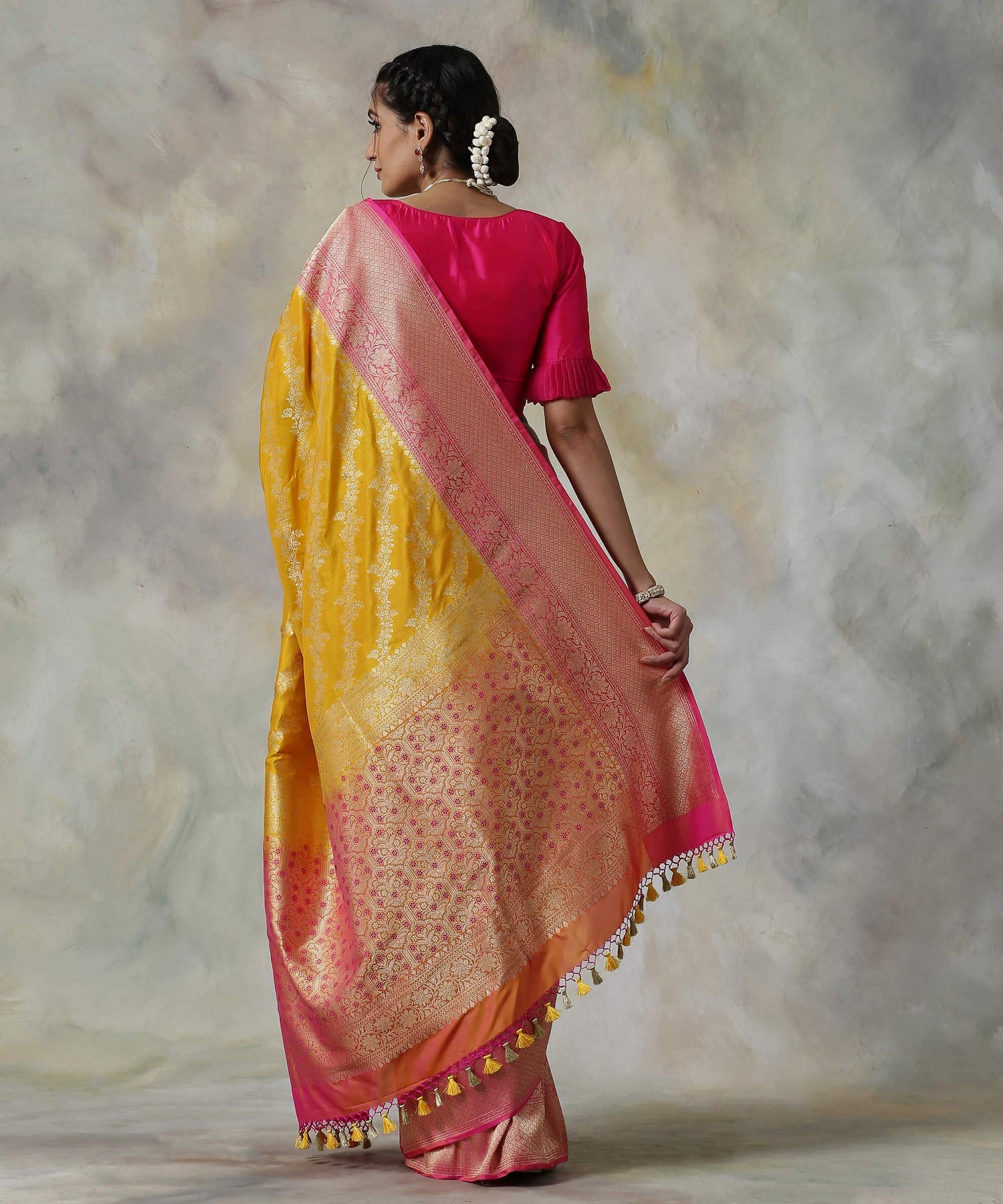 Mustard_Handloom_Banarasi_Katan_Silk_Saree_with_Floral_Jaal_and_Pink_Border_WeaverStory_03