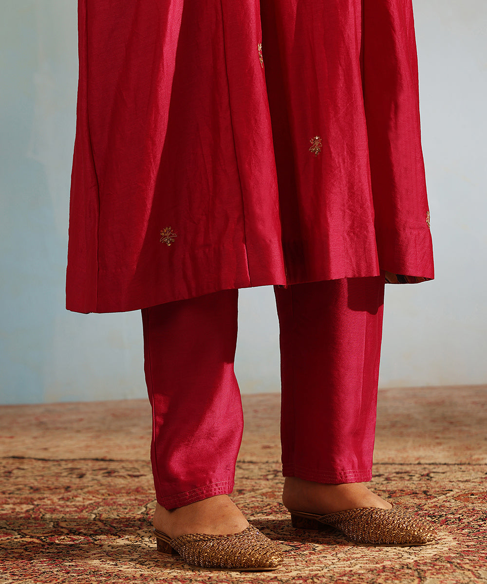 Hot_Pink_Handloom_Chanderi_Silk_Kurta_With_Pants_And_Embroidered_Dupatta_WeaverStory_07