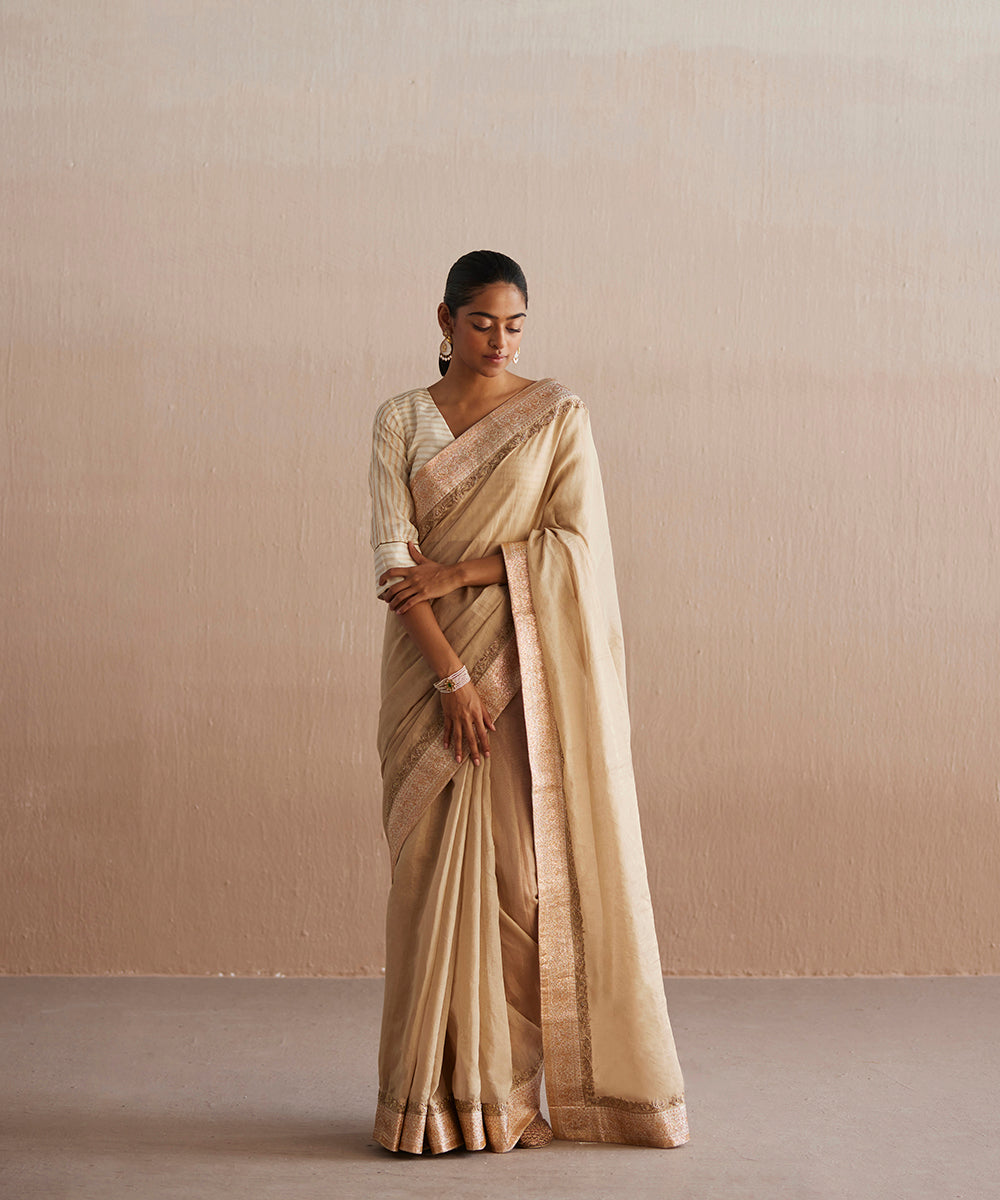 Beige_Handloom_Organza_Saree_With_Embroidered_Zardozi_Floral_Border_WeaverStory_02