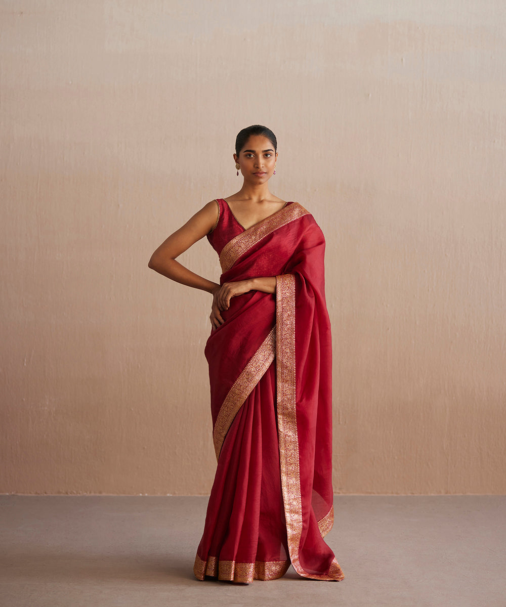 Maroon_Handloom_Organza_Saree_With_Golden_Sanjab_Border_WeaverStory_01