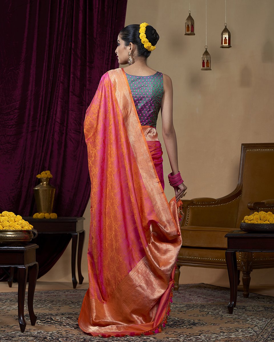 Orange_Handloom_Pure_Katan_Silk_Tanchoi_Banarasi_Saree_With_Pink_Intricate_Jaal_WeaverStory_03