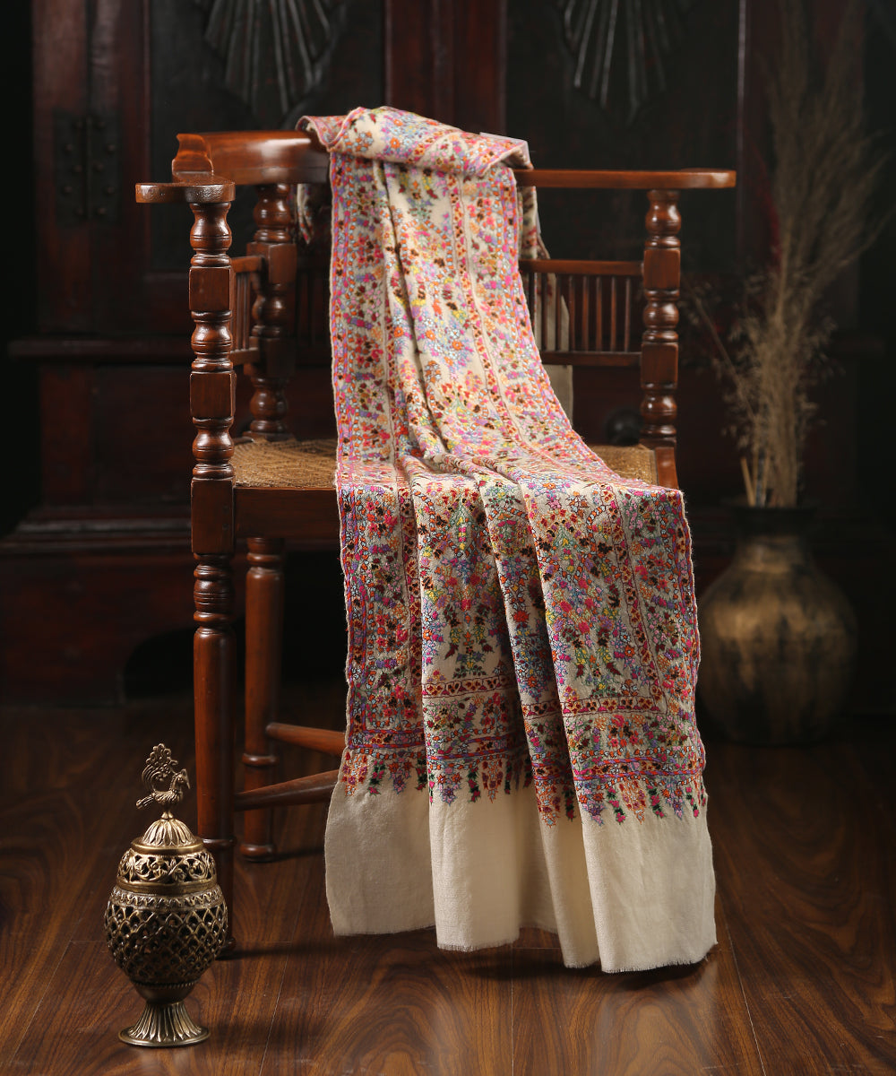 Beige_Handwoven_Pure_Pashmina_Shawl_with_Mouse_Resham_WeaverStory_01