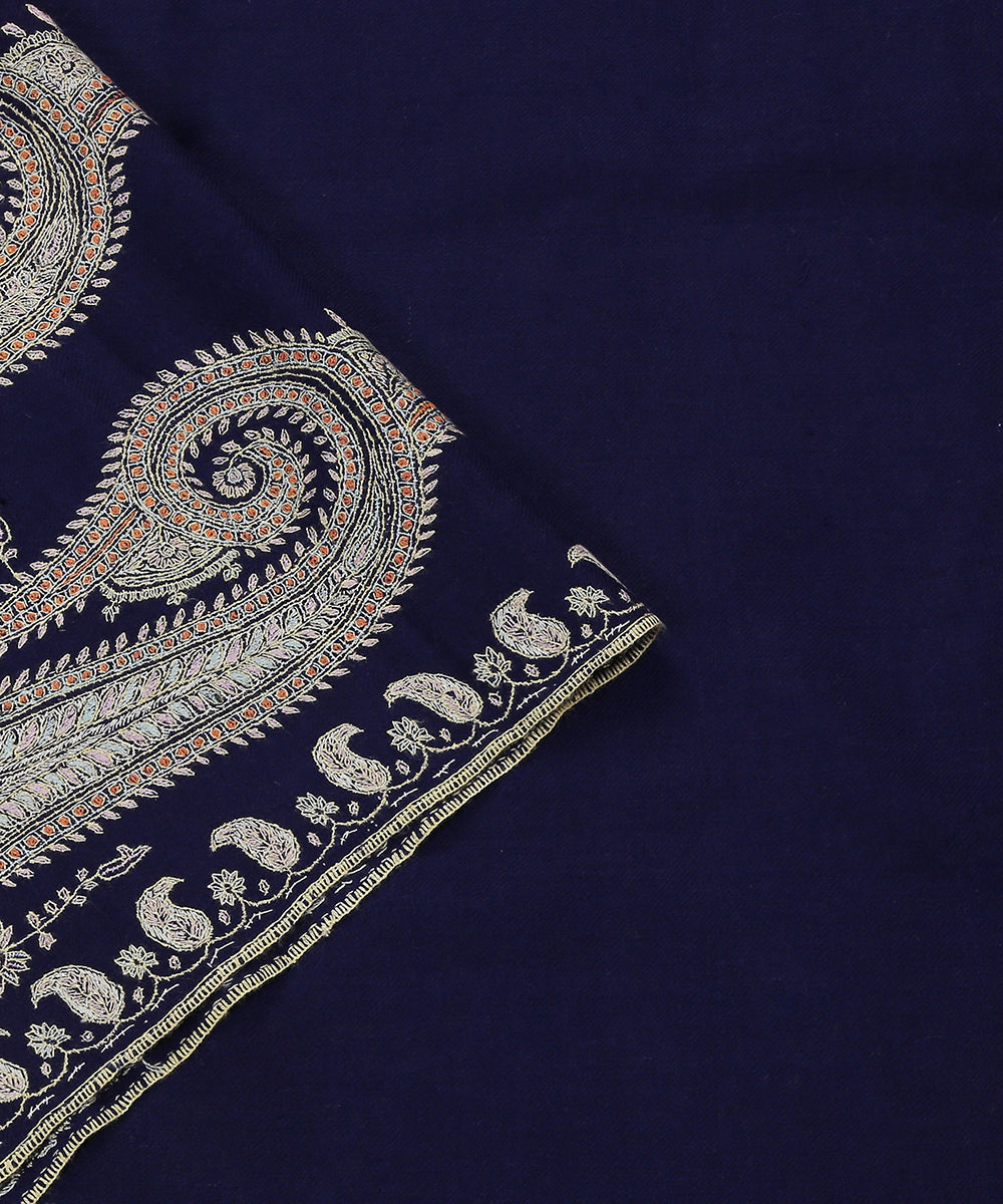 Ink_Blue_Handwoven_Pure_Pashmina_Shawl_With_Large_Paisleys_Hand_Embroidered_With_Sozni_Needle_Work_Embroidery_WeaverStory_04